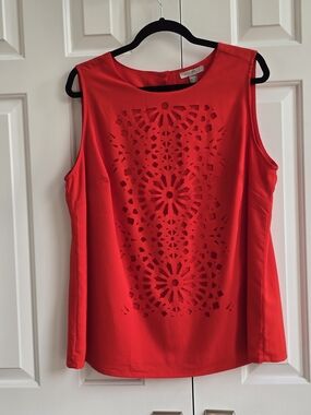 Roz & Ali Red Laser-Cut Sleeveless Tank Top